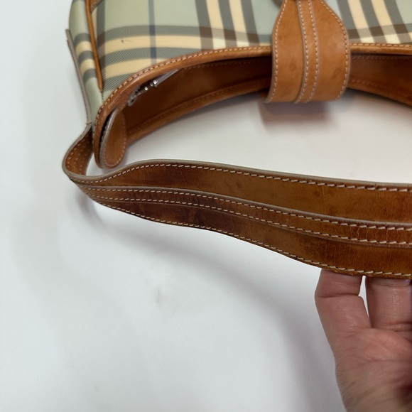 Burberry Nova Check Canvas Shoulder Bag - Picture 7 of 14
